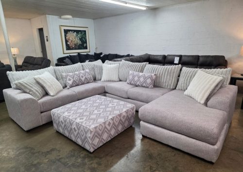 Blue Mountain Furniture - Stationary Sectional with or without ottoman - Light Grey/White