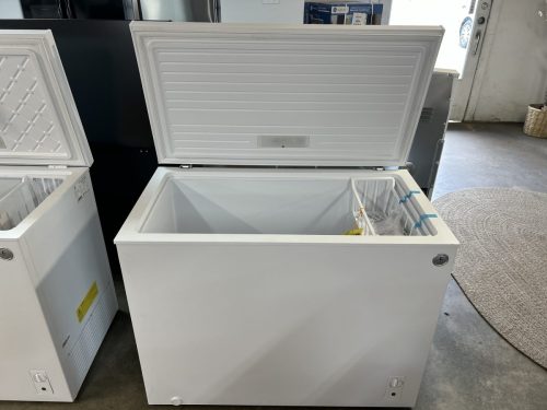 Elisii 10.3 cu ft chest freezer